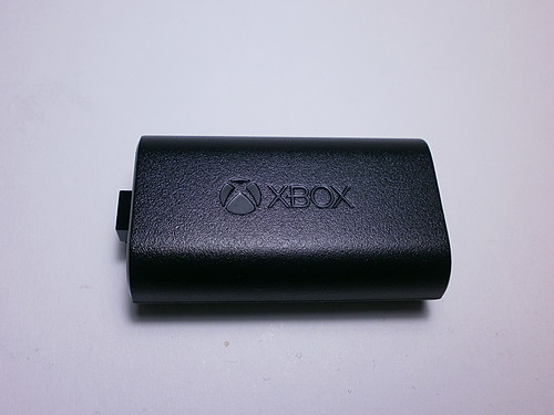 Xbox One プレイ チャージ キット が充電できなくなりました 寿命がきたようです コントローラー げげろぐ